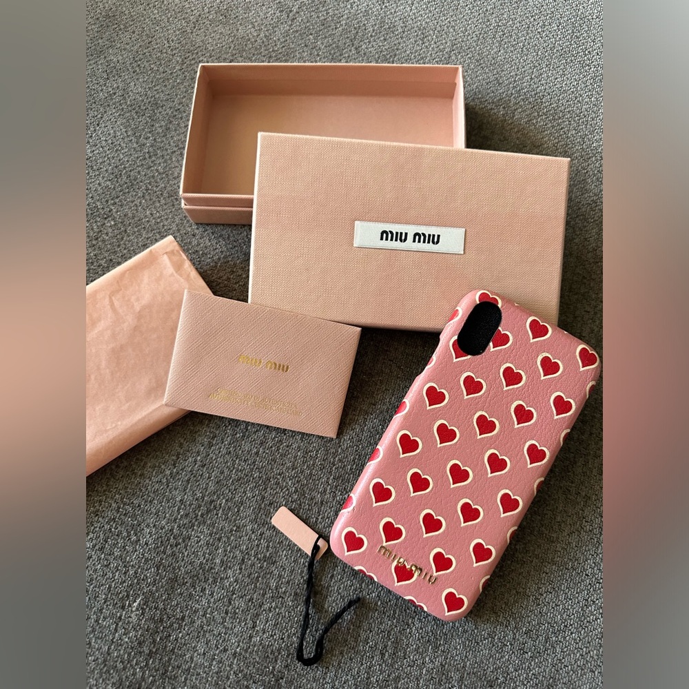 MIU MIU iPhone 10 case